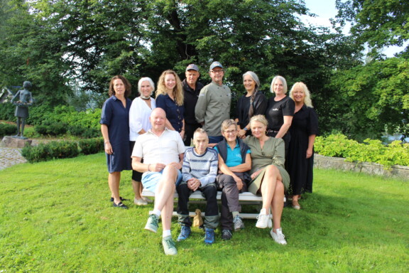 Gruppebilde av ansatte ved Norges grønne fagskole - Vea