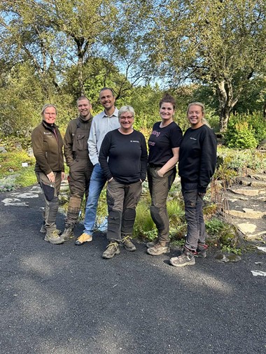 Seks gartnere i Botanisk hage Island