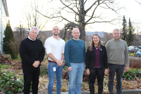 Fem ansatte ved Norges grønne fagskole - Vea