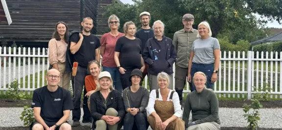 Gruppebilde av studenter og fagpersoner i forbindelse med Historisk skjøtsel
